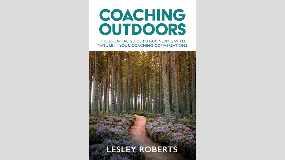 Coaching Outdoors by Lesley Roberts